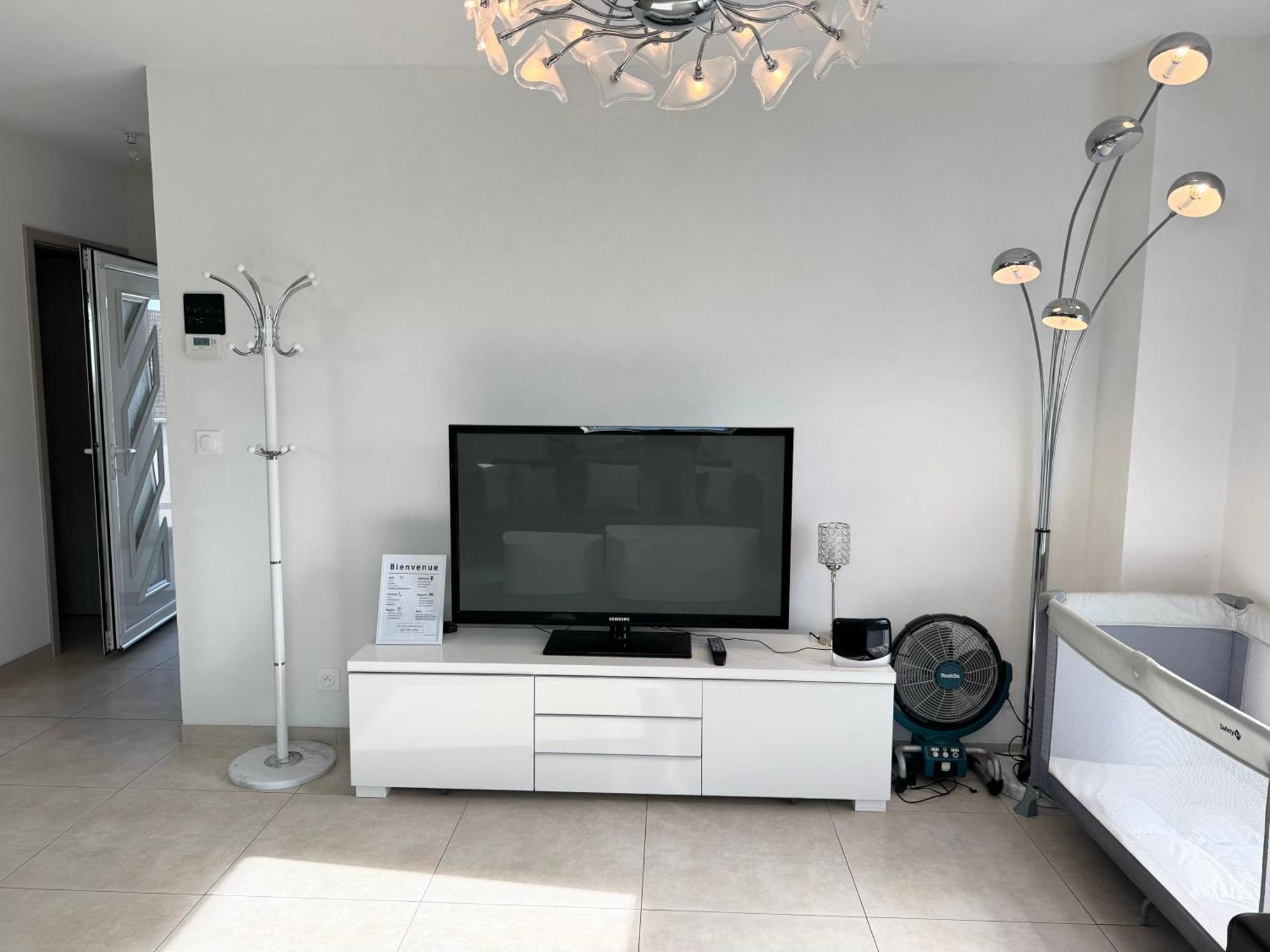 Appartement Bes,, Attique Neuf Avec Confort Wittenheim Exterior foto